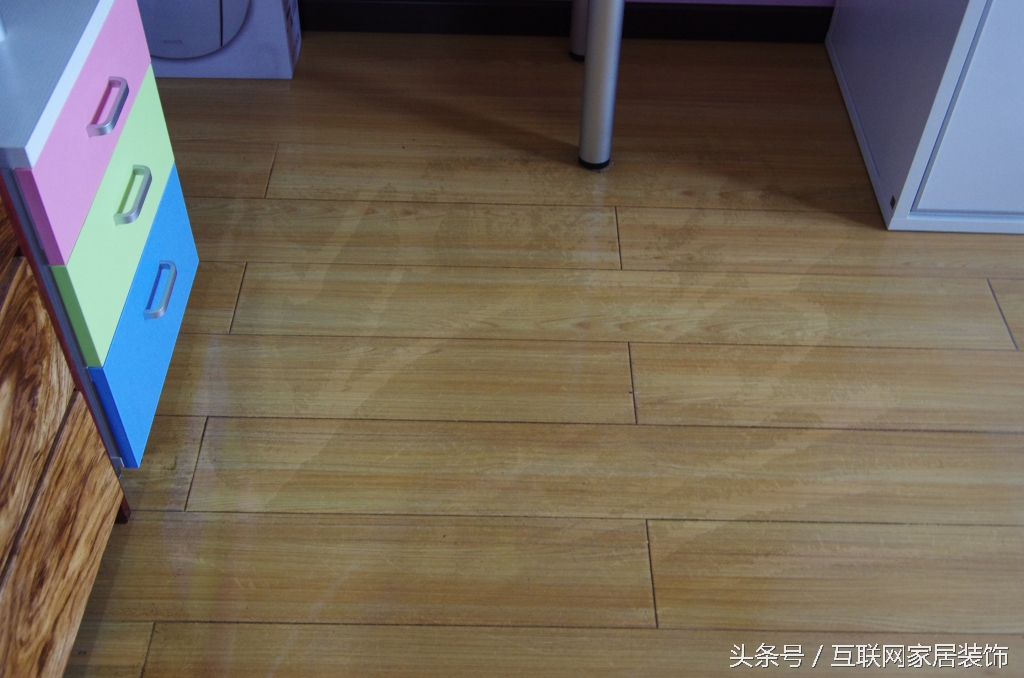 木地板打蜡容易摔吗,木地板打蜡是个坑怎么办