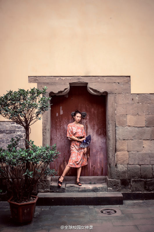 全球校园女神之重庆工业职业技术学院