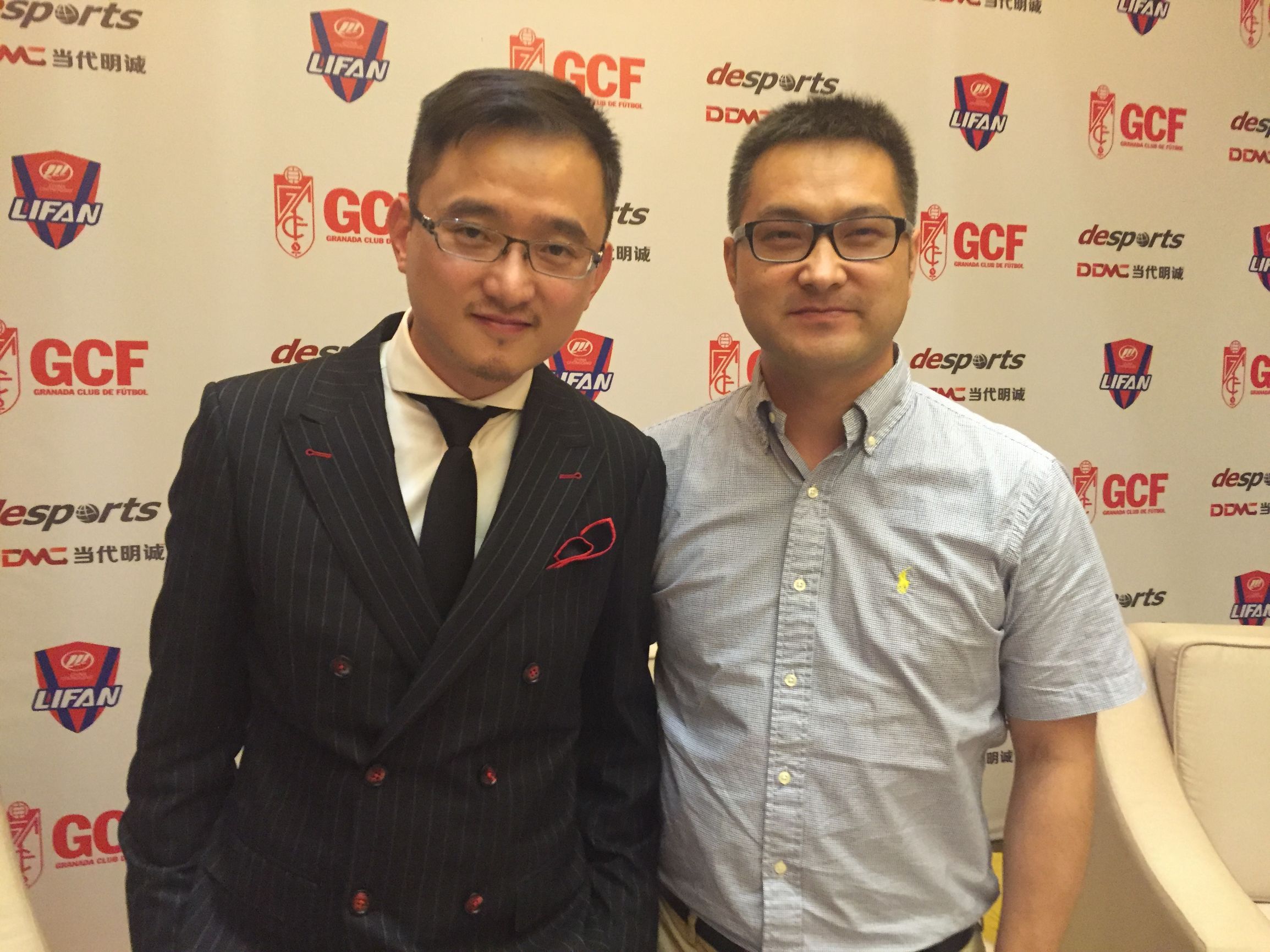 重庆足球为什么这么火,重庆足球改了几次名