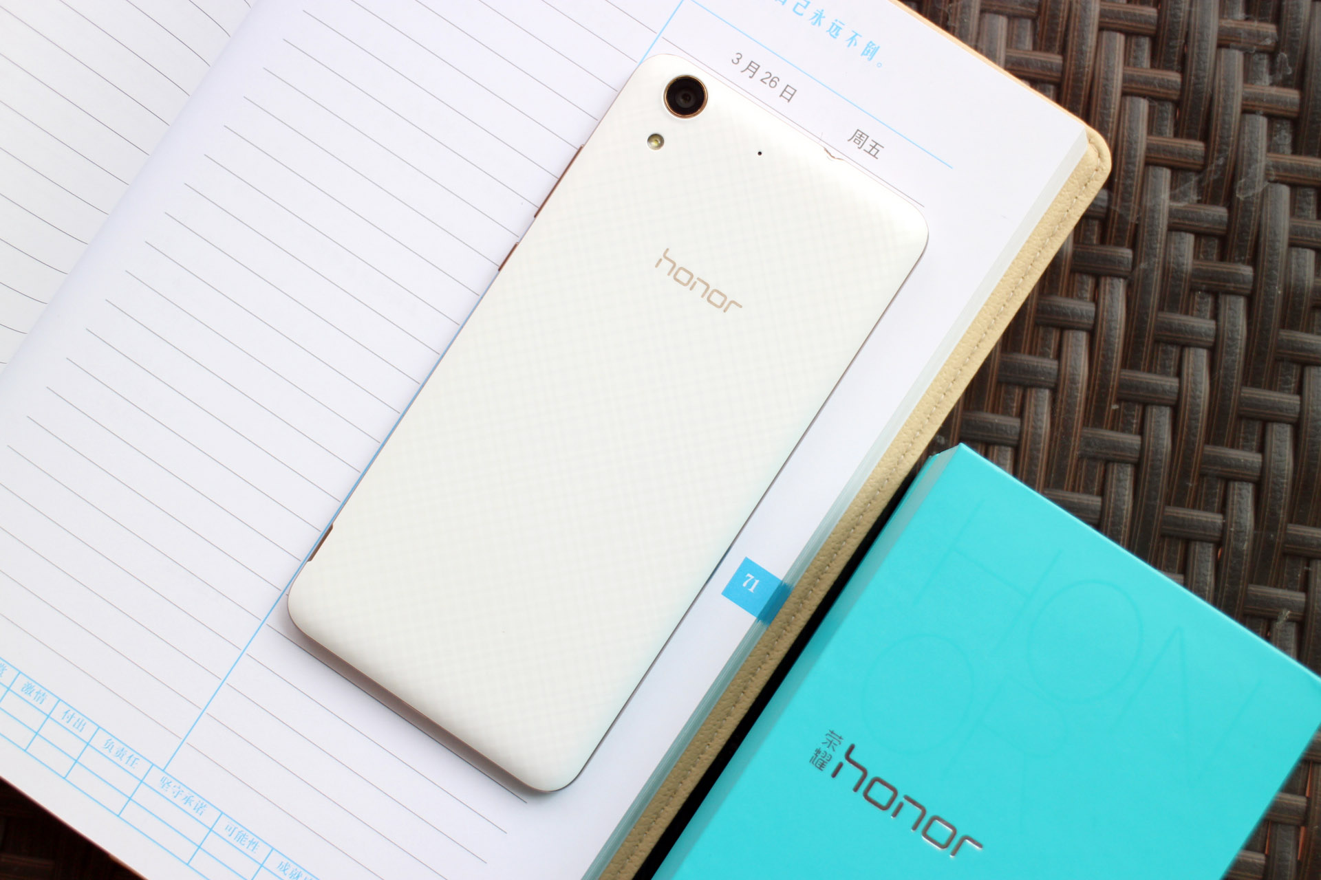 荣耀畅玩5a测评,千元机实力排行榜