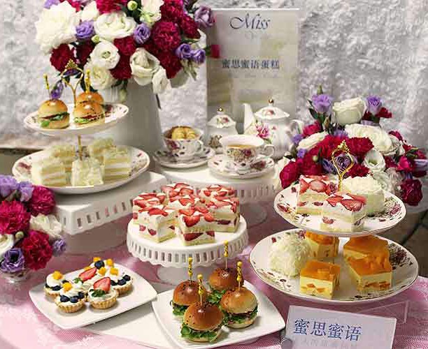 第一次光临的早餐店,第一次光顾楼下菜店