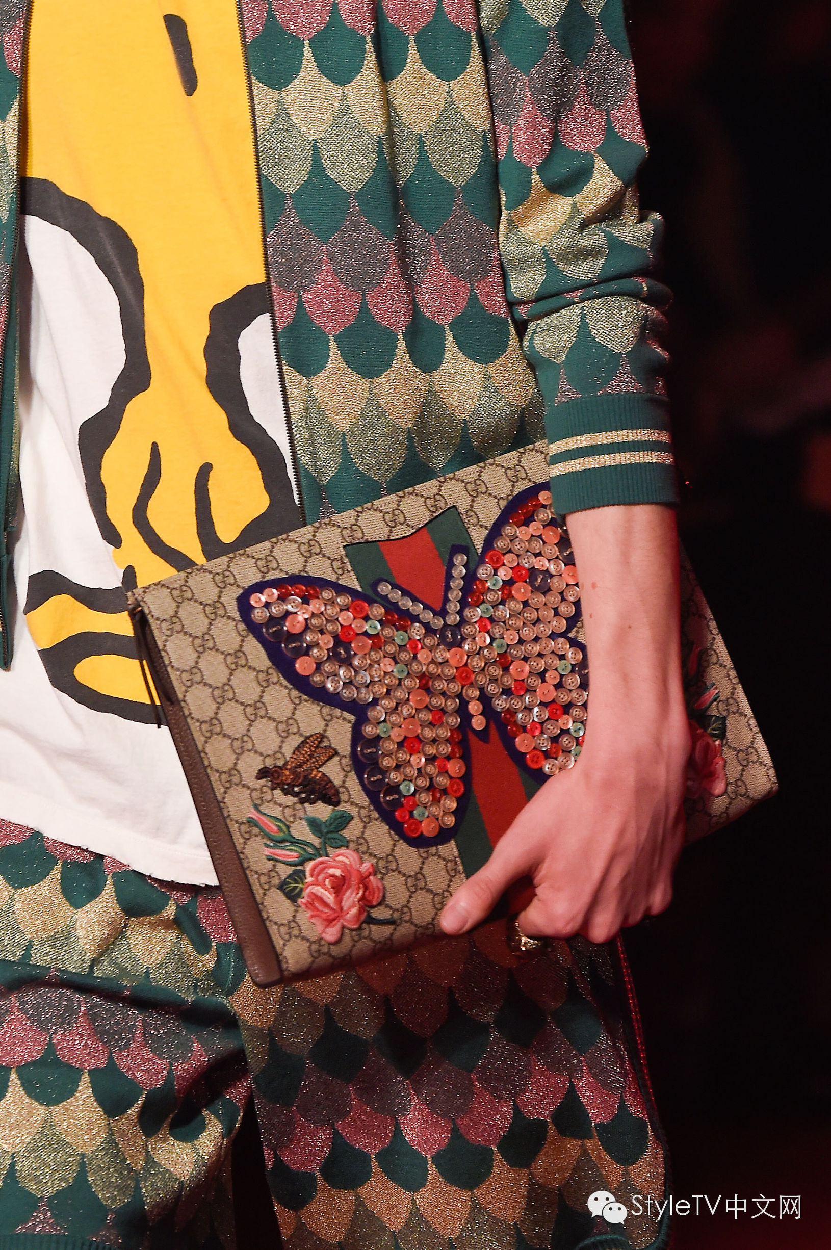 美cry！窥探躲在GUCCI后台的少男少女们