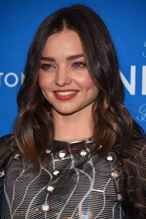 细管口红是什么鬼？！从CPB到CHANEL到TF今夏都在出！