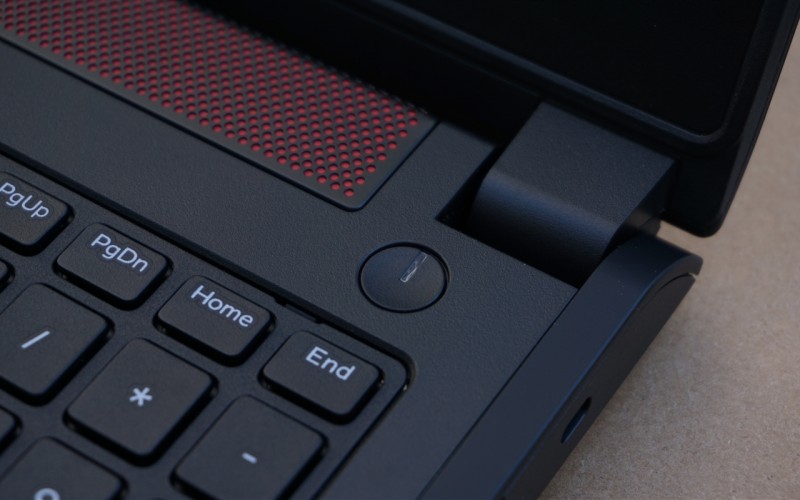 戴尔笔记本对比神舟战神,戴尔神舟哪个性价比高