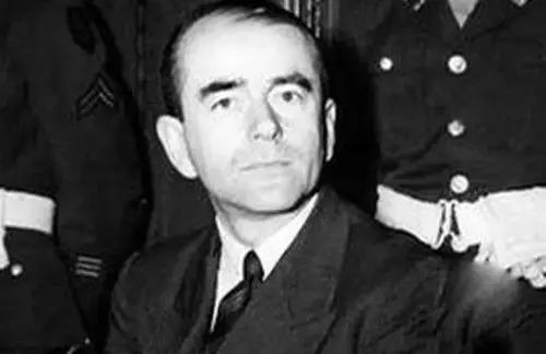 炮塔真的越多越好吗？陆地巡洋舰“多炮塔神教”的兴衰之路