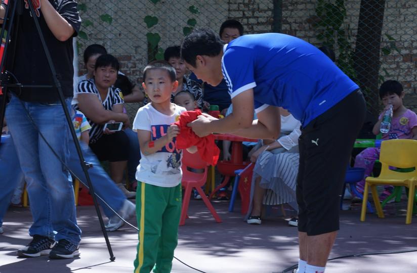 璇昏懀,璇昏懀瓒崇悆