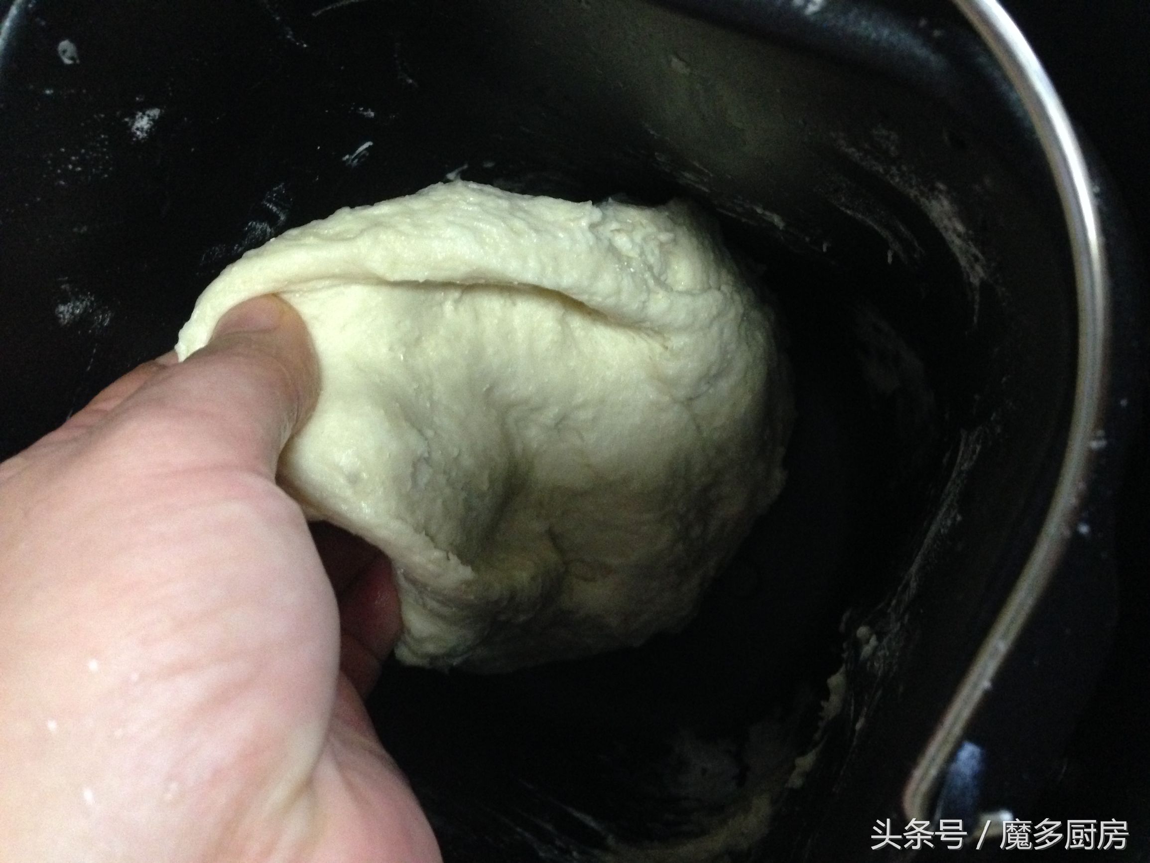 自己做的面包很健康,自己做的面包酥香柔软