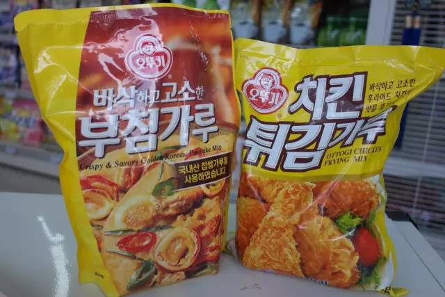 韩国进口乐天扁桃仁夹心巧克力,韩国进口乐天巧克力打糕派