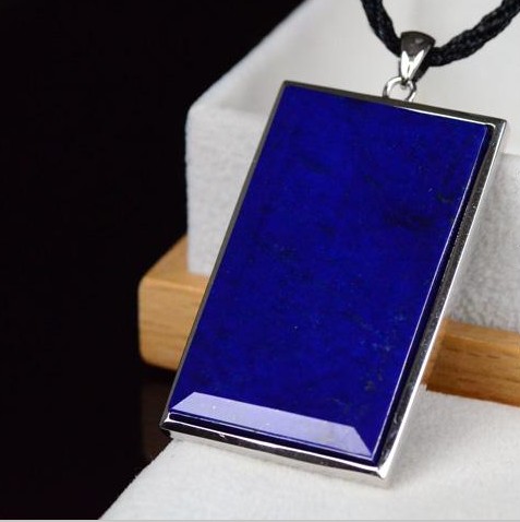 一眼辨别真假翡翠,水晶鉴定真假最简单方法