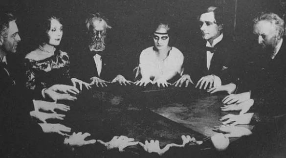 灵魂的忠告，唯灵论、灵教及通灵师（上）