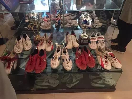 里瓦尔多1999年世界足球先生,世界杯足球先生倒挂金钩里瓦尔多