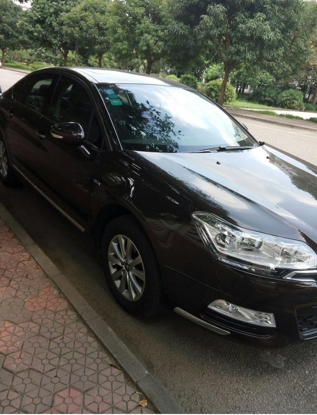 雪铁龙C51.6T豪华版,颇有风范