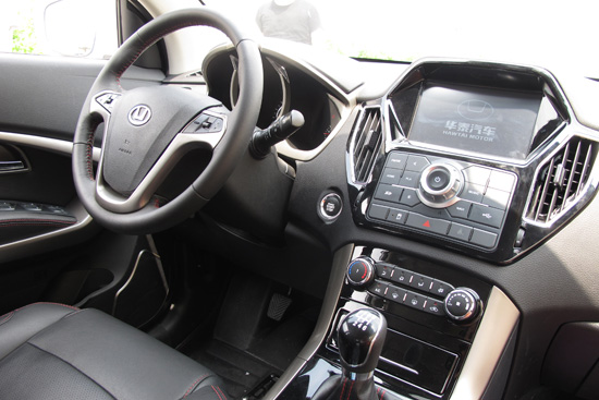 华泰圣达菲上路测试,华泰圣达菲性价比