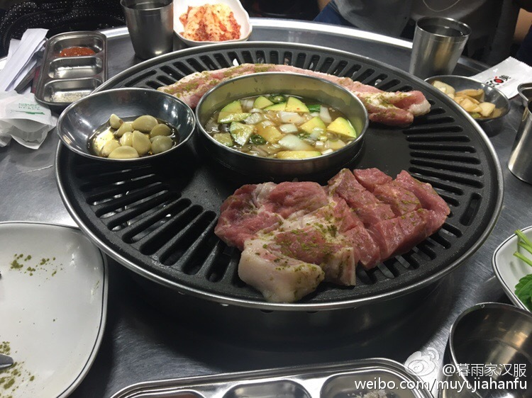 穿着汉服去外国旅游,穿着汉服去旅行