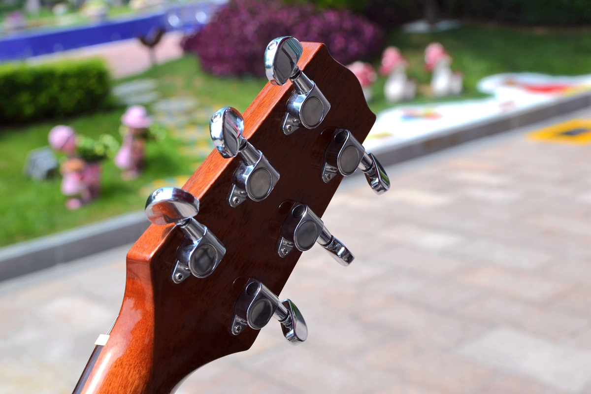 有声有色，久弹不累：乐果D10，吉他初学者的明智之选