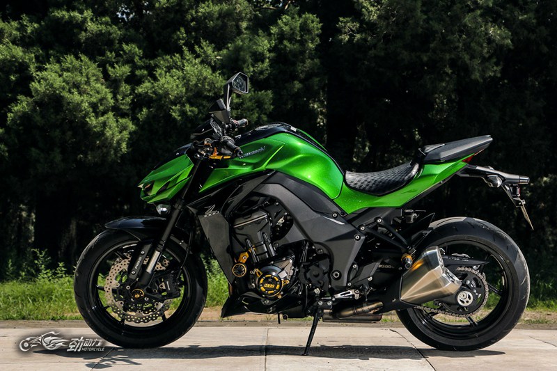 试车：满满的戾气？未必是件坏事——川崎Z1000