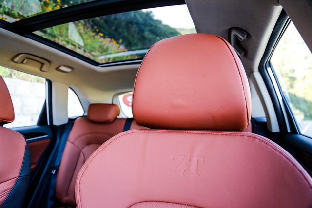 众泰t600自动挡2.0t豪华版日行灯,2016款众泰t600运动版2.0t二手车