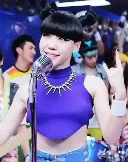 张雨绮和邓紫棋对决,张雨绮和邓紫棋雨蝶