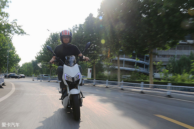 爱卡通勤日记（3）雅迪Z3电动车全体验