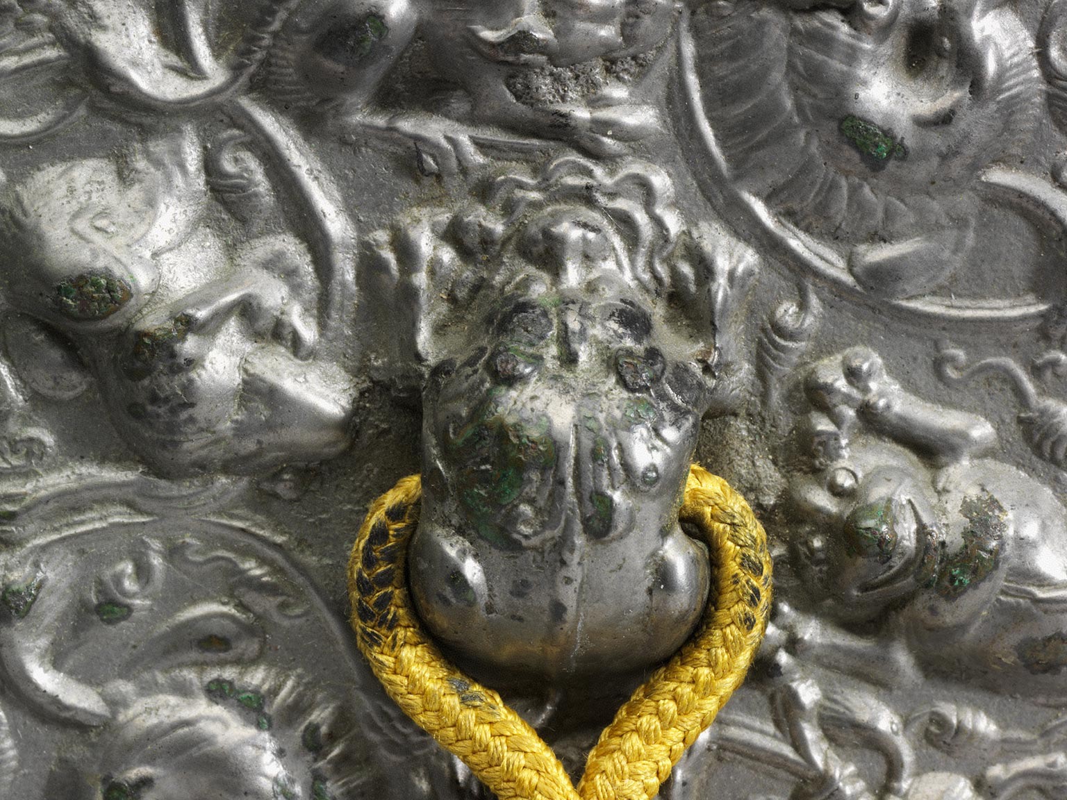 清宫皇帝们精美绝伦的镜子，朕照镜子可不只是看“帅不帅”的！