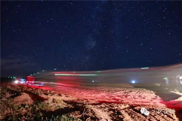 美到窒息的夜空视频,美到窒息的风景夜空