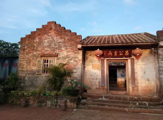 足荣村基本情况,足荣村靠近哪个村