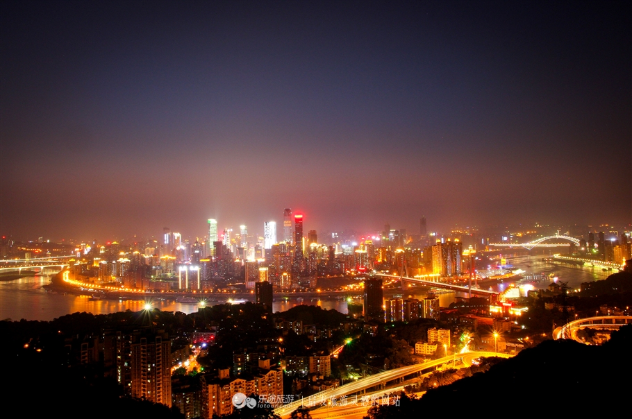 灞卞煄娓濆懗閲嶅簡灏忛潰,鎱㈡极鑼堕ギ