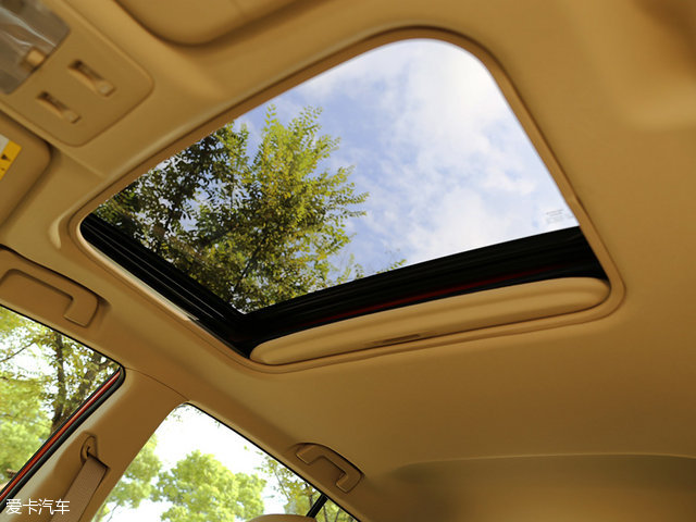 yarisl致炫试驾,最新款yarisl致炫试驾