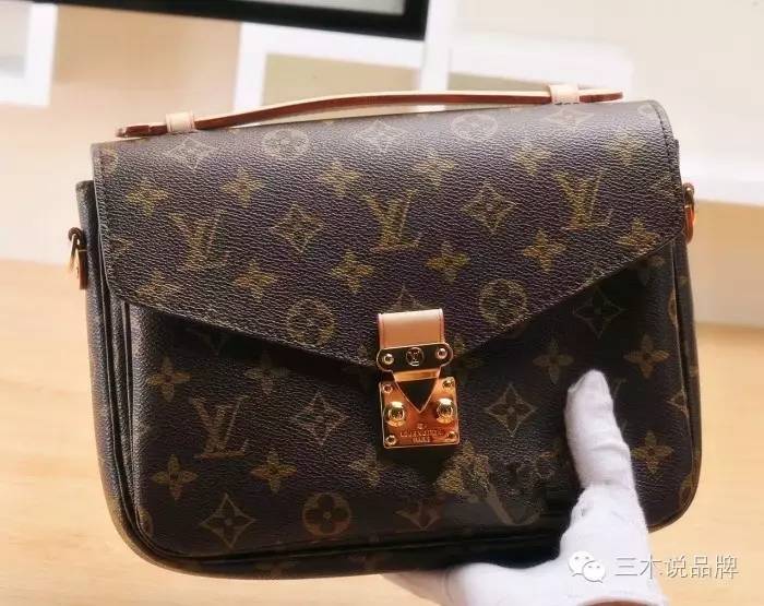 普通人能不能一眼看出lv真假 (怎样辨别真假lv的方法)