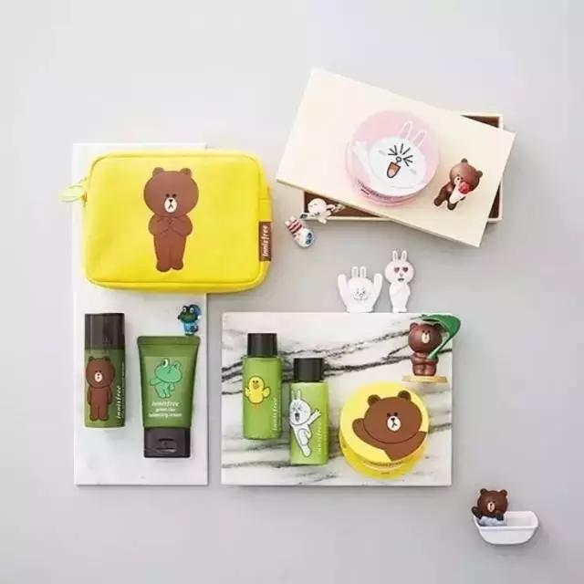 迪士尼化妆包联名,超奇葩联名化妆品