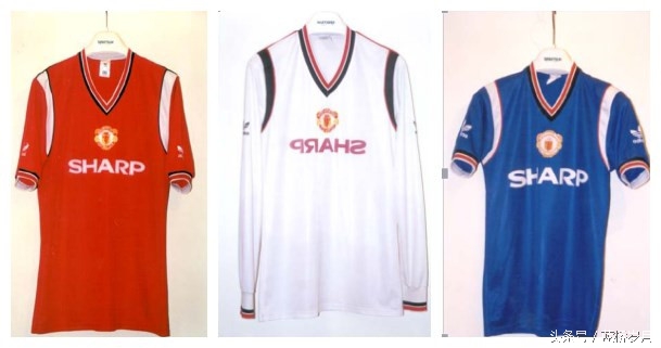 夏普时期曼联球衣,曼联胸前广告夏普