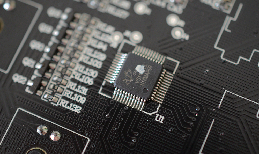 艾酷金粉轴机械键盘,艾酷机械键盘哪个好