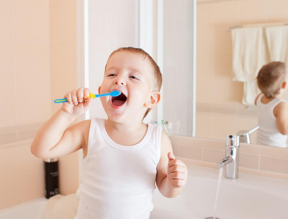 宝宝乳牙如何护理好图片,宝宝乳牙开始龋坏怎么预防