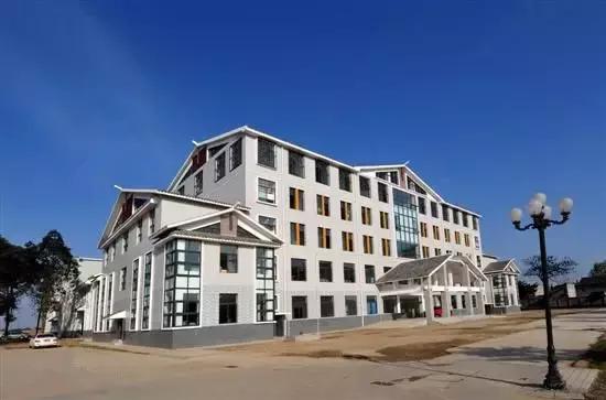 德阳美丽自然风光,德阳学校风景