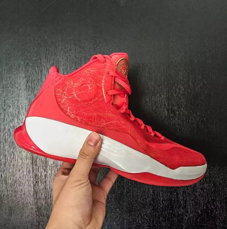 上脚球鞋2.6,上脚2k4篮球鞋