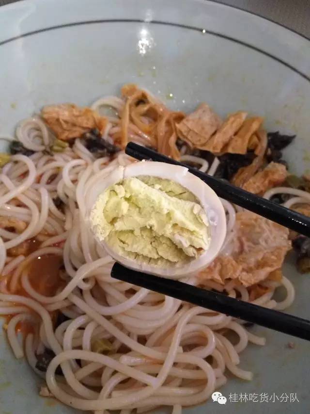 爱民螺蛳粉真有这么好吃吗,爱民干捞粉