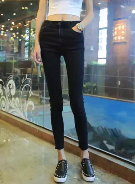 高圆圆秋冬穿搭牛仔裤,高圆圆蓝色牛仔直筒裤穿搭