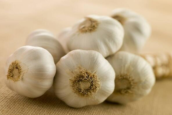吃蒜有什么好处防止什么病,吃大蒜必知7件事