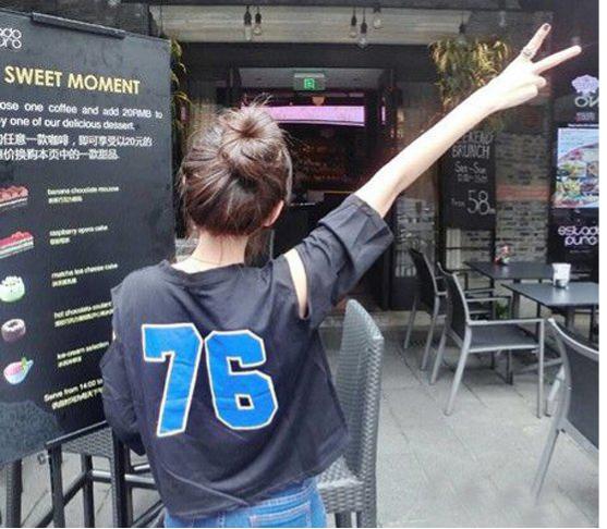 随手扎的丸子头总比认真扎的好看,随手扎起来丸子头