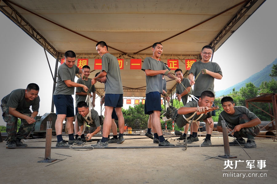 强军故事,强军故事篇