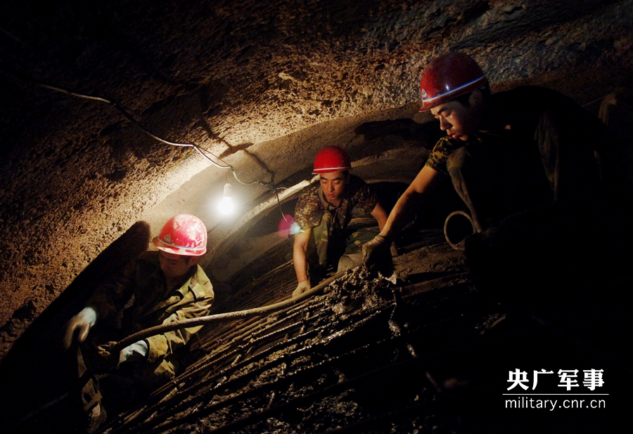 强军故事,强军故事篇