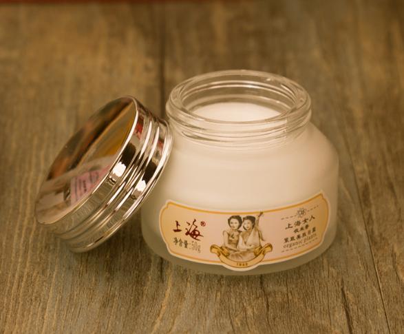 眼袋特别大用什么眼霜最好,有眼袋一般都擦什么样的眼霜