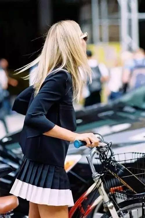 不穿高跟鞋走路有气质,不穿高跟鞋有气质吗