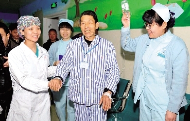 人工角膜移植最新发展,人工角膜移植手术全过程