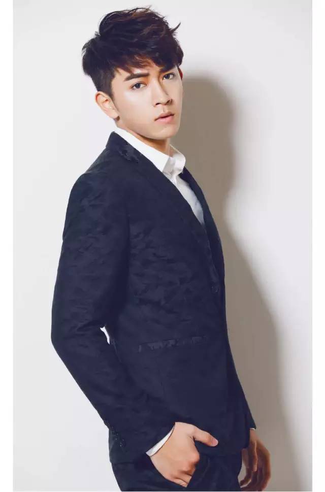 对于“单纯不做作地抢了女一剧本”“羽还真”陈若轩有话要说我其实是一个话题终结者