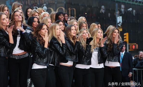 米兰达可儿维密走秀2009,维密2009大秀完整版中文字幕