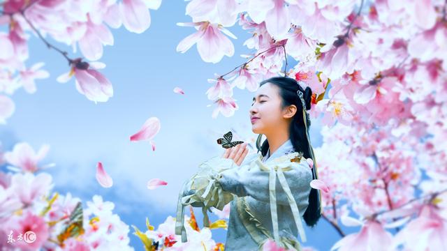 小说：普通人半年做到的事，她一个月就完成，却一点不觉得稀奇