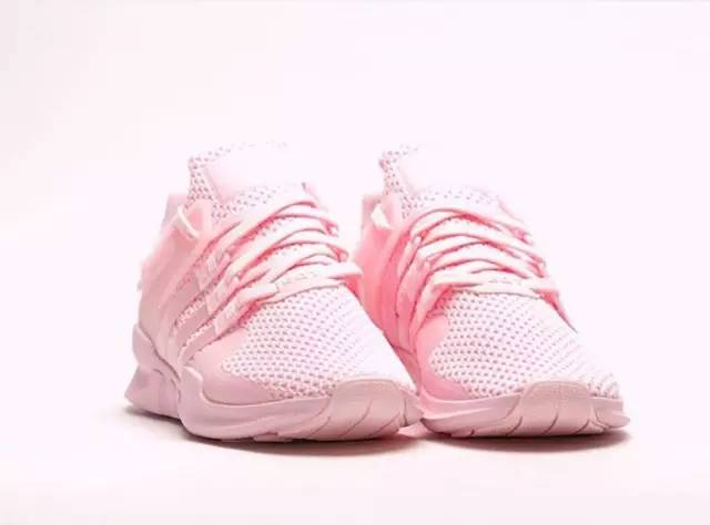 最近很火的小粉鞋,大家心心念念的香云纱鞋子