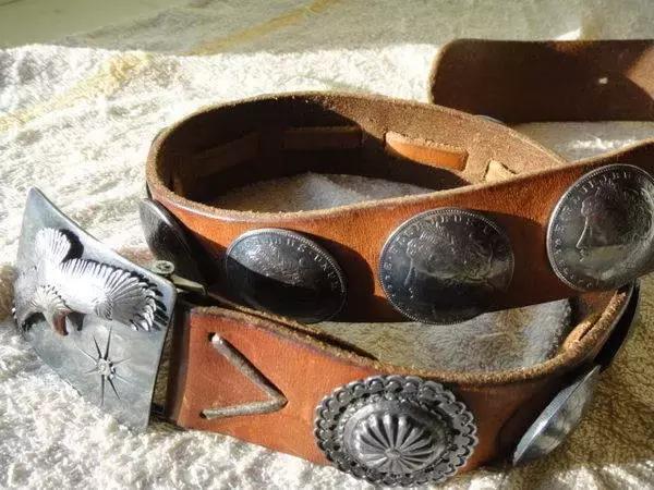 好巧我这么年轻还不想珠光宝气