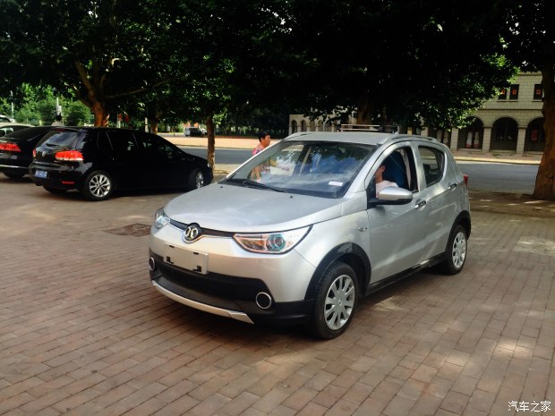 长安奔奔5座电动汽车续航400公里,长安奔奔电动汽车推荐5万内